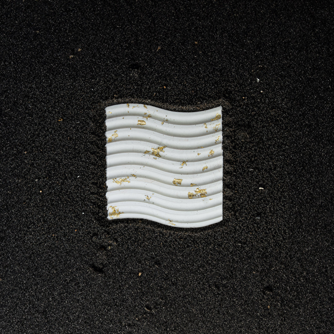 plateau vague jesmonite feuille d'or - May26