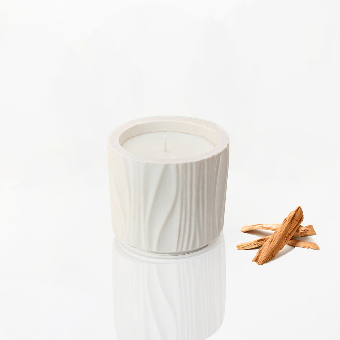 Bougie parfumée en jesmonite blanc, parfum santal - May26
