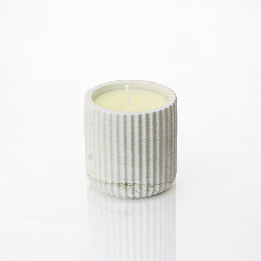 Bougie parfumée pot rayé en jesmonite marbre doré - May26